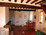 L'appartamento Pienza nel casale Certino a Grotti nei Pressi delle Ville di Corsano - Siena