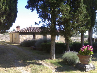 la guardiola vista dal parco del castello