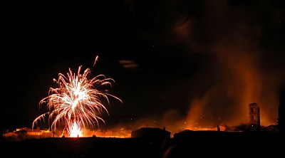 Luci e fuochi nel paese di Saturnia per il Capodanno